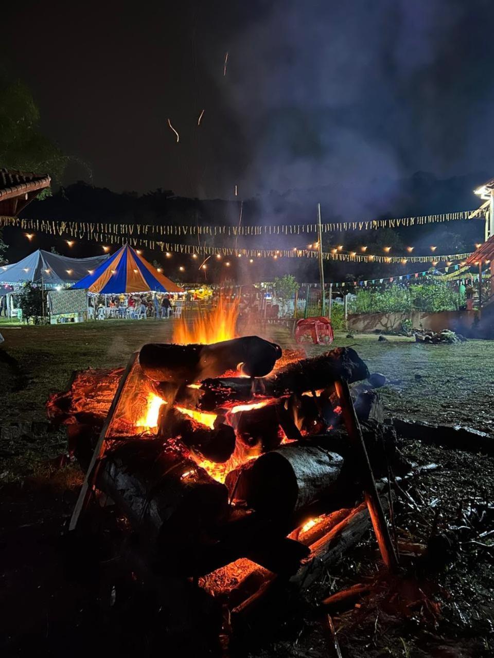 Pousada Camping Dos Ypes グアピミリム エクステリア 写真